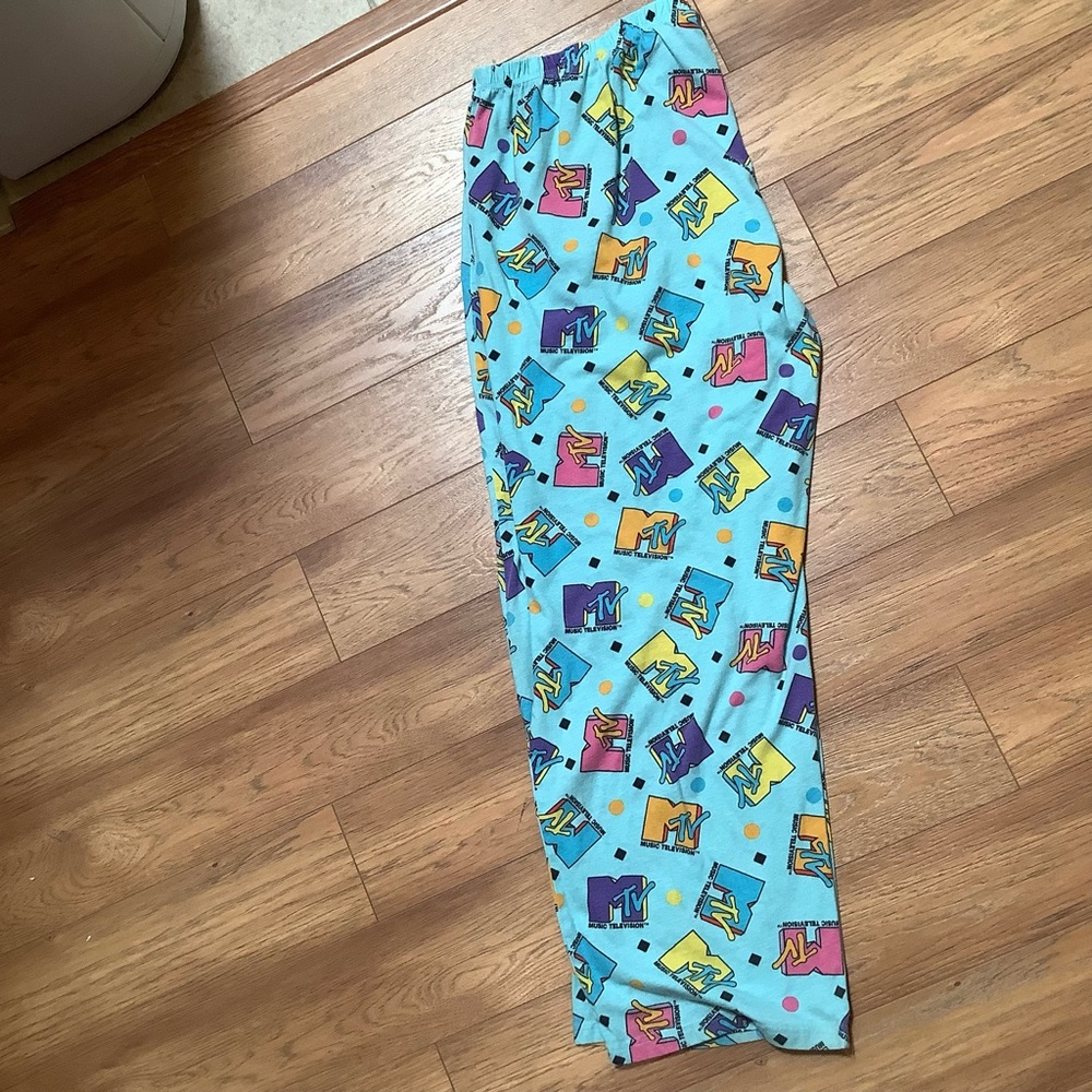 MTV Blue w/ TVs Pajamas Bottoms 3X